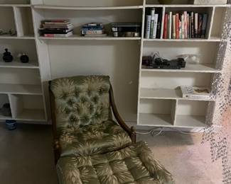 EM chair