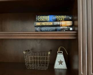 Books/Deco