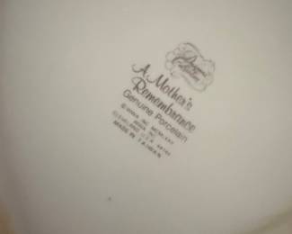 WWA INC A Grandmother's Remembrance Porcelain Heart Dish