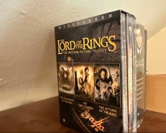 The Lord of the Rings The Motion Picture Trilogy DVD Box Set
