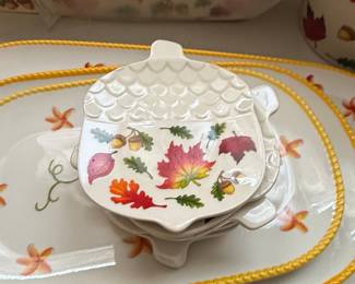 Temptations by Tara Harvest Acorn Shaped Appetizer Plates