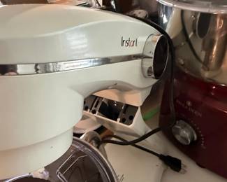 Instant Pot Stand Mixer Pro Pearl White third image