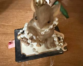 Charming Tails Mouse Figurine with Pearls on Book
