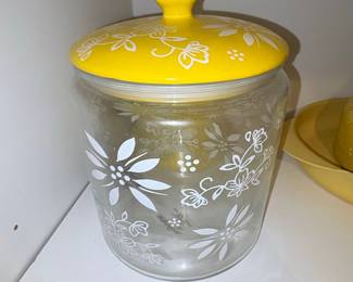 Vintage Anchor Hocking Hildi Daisy Glass Canister with Yellow Lid