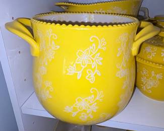 Temp-tations Floral Lace Yellow Soup Crock