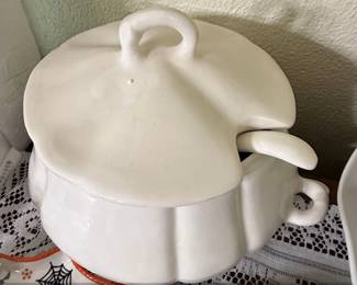 California Pottery White Ceramic PumpkinShaped Lidded Serving Bowl with Spoon