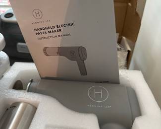 Henning Lee Handheld Electric Pasta Maker Model K93160