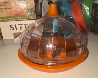 Joie Onion Pod Food Storage Container