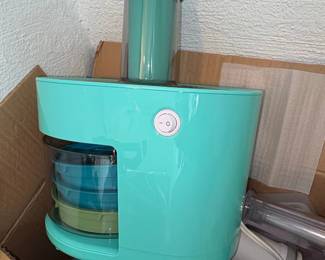 Electric Citrus Juicer