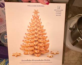 Williams Sonoma Snowflake Kransekake Cookie Cutters, Set of 10