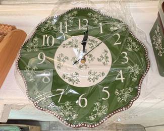 Temp-Tations "Floral Lace Green" Ceramic Wall Clock