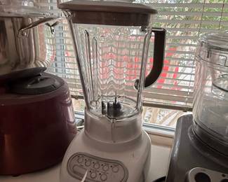 KitchenAid 5-Speed Blender with Glass Jar