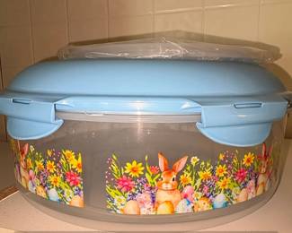 LocknLock Easter Bunny Pattern Plastic Food Storage Container