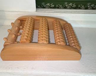 Wooden Foot Reflexology Roller Massager