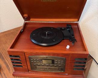 Crosley record/CD player works