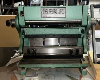 Sheet metal machine