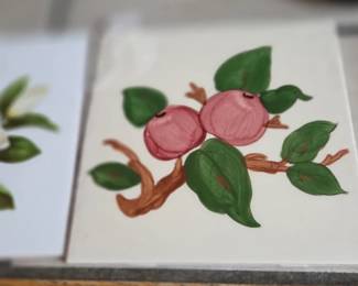 Franciscan ware apple pattern trivet