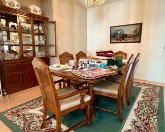 Dinning table, chairs, and area rug