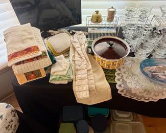 Tv, dish towels, pot holders, vintage cookware