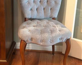 Tufted Grey Velvet Side Chair