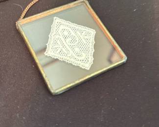 Hanging pressed Glass Frame