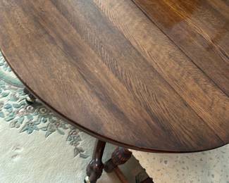 Oak Pedestal Dining Table & Chairs