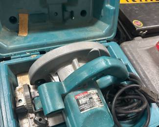 Makita 5007NB 7-1/4" circular saw