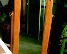 PIER MIRROR JEWELRY CABINET