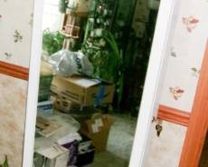 JEWELRY CABINET W MIRROR
