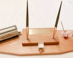 KELLOGG DESK SET