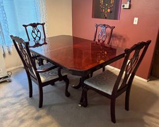 Dining room table