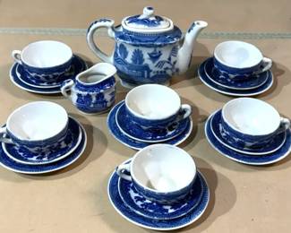 Japanese Miniature Tea Set