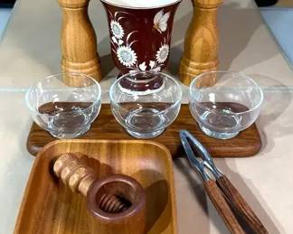Selandia Designs Condiment Set  Other Serving Pieces