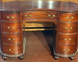 Vintage kidneyshaped desk