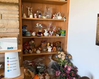 figurines, decor