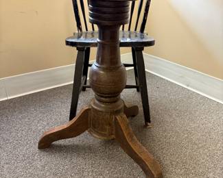 Bird Cage on pedestal