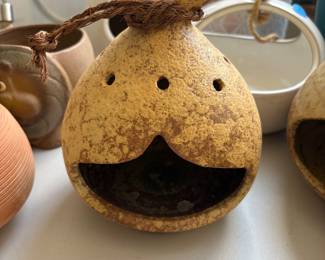 Pottery handprint vipotive style lamp