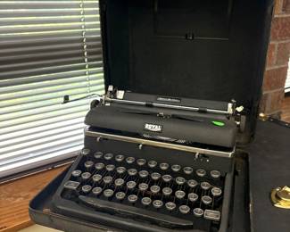 Vintage Royal Typewriter