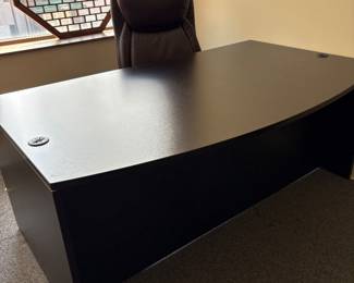 Large executive desk 71”x36” x 42” w curved front