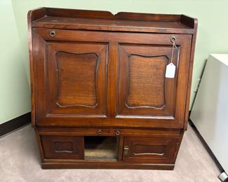 Drop front desk - needs legs