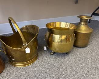 Large brass coal scuttle bucket. Vintage Hollywood Regency FootedLionhead planter,