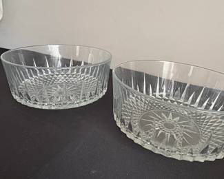 Arcoroc France Starburst Crystal Glass Serving Bowls Set of fourth image