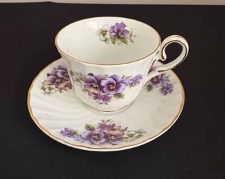 Fielder Keepsakes Fine Porcelain Teacup and Saucer Set