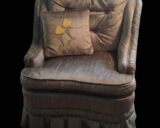 Vintage Tufted Upholstered Armchair with Floral Pillow