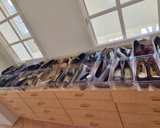 Ladies' Designer Shoes: Manolo Blahnik, Ferragamo, Stuart Weitzman, etc. size 7 1/2