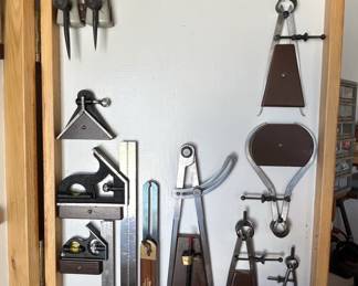 Vintage Machinist Tool Chest with Assorted Tools third image