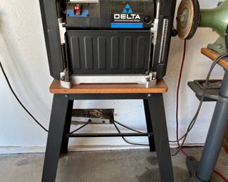 Delta or X Planer