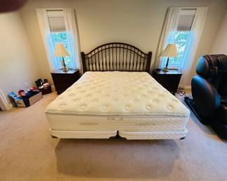 King bed in excellent condition