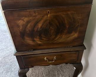 Henkel Harris Mahogany silver chest