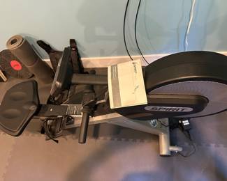 Full home gym set up including Spirit CRW800 rower 